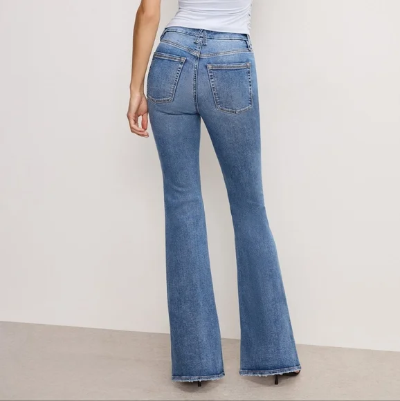 EUC Good American Size 6/28 Good Legs Mid Rise Flare Blue Jeans!! - Picture 3 of 16